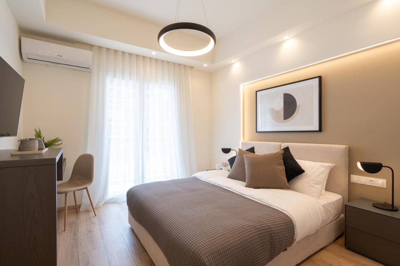 Newly Renovated 2 Bedroom Apartment, 5Min To Metro Athens Exterior photo