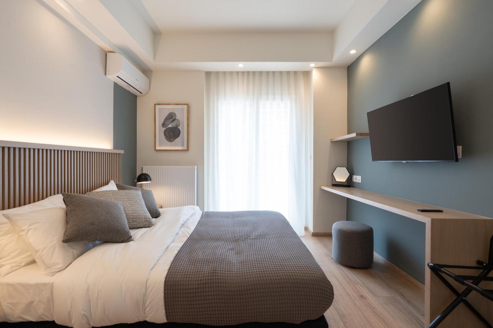 Newly Renovated 2 Bedroom Apartment, 5Min To Metro Athens Exterior photo