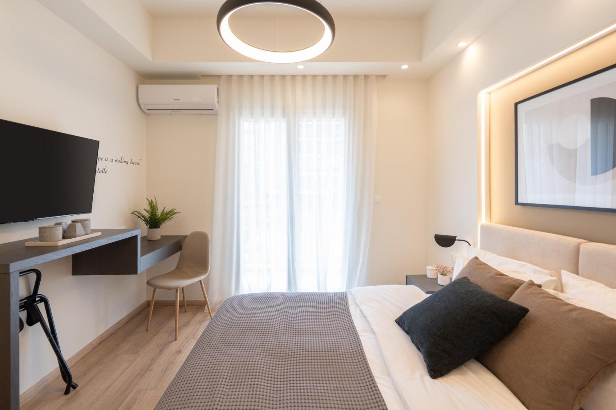 Newly Renovated 2 Bedroom Apartment, 5Min To Metro Athens Exterior photo